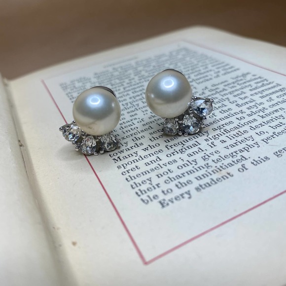 Dior Jewelry - Dior Vintage Pearl Swarovski Rhinestone Clip Ons